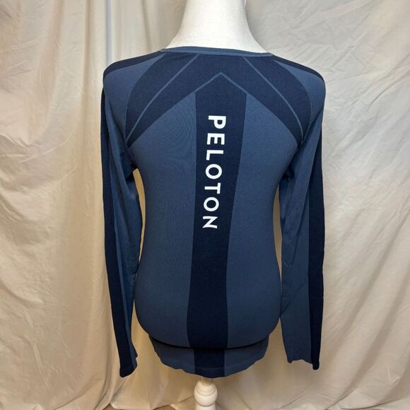 Peloton Blue Seamless Stretch Long Sleeve Athletic Top Womens Runner Biking - Picture 5 of 7